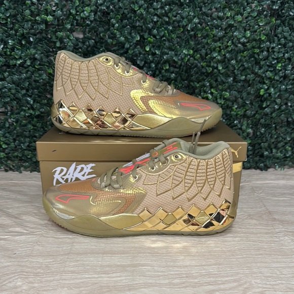 Puma MB01 ゴールド バスケットシューズ Puma バッシュ シューズ